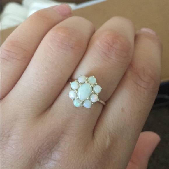 Real 9 opal ring size 7! - Picture 2 of 3